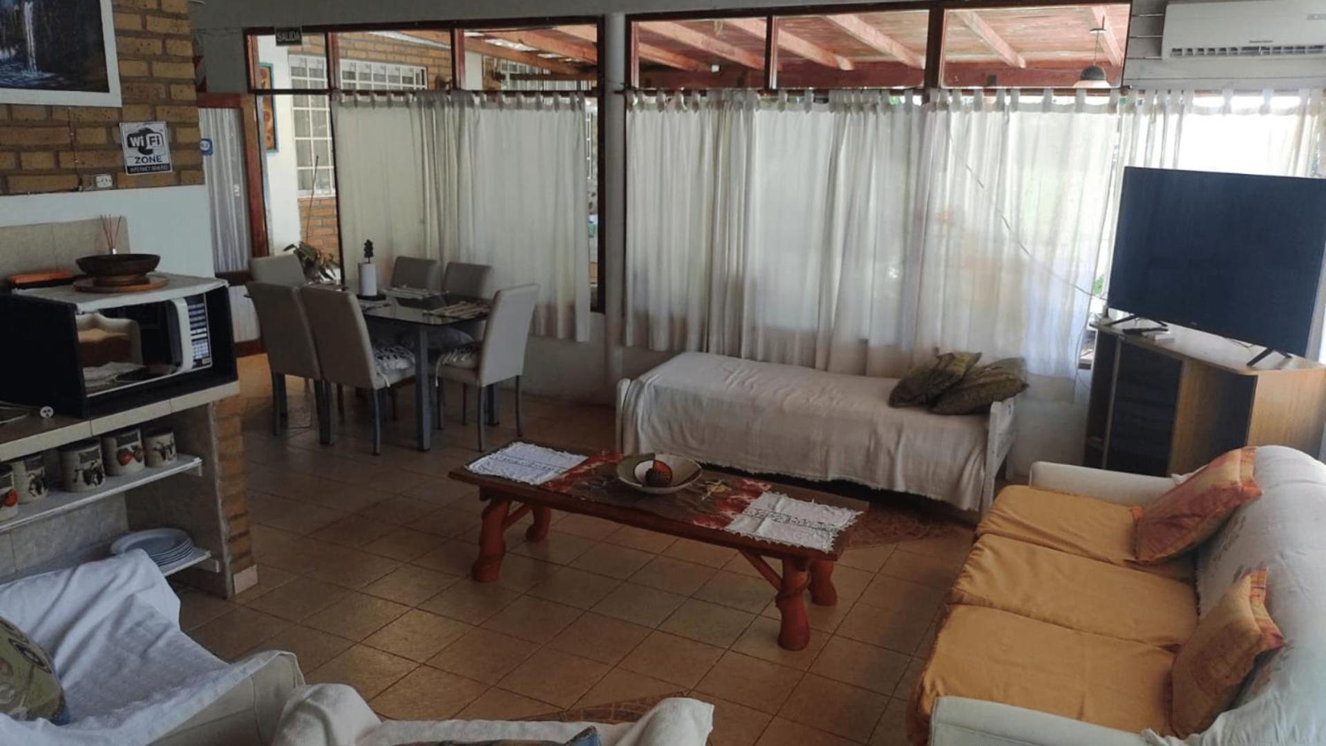 Cabanas Con Piscina En La Entrada De Oberá 外观 照片